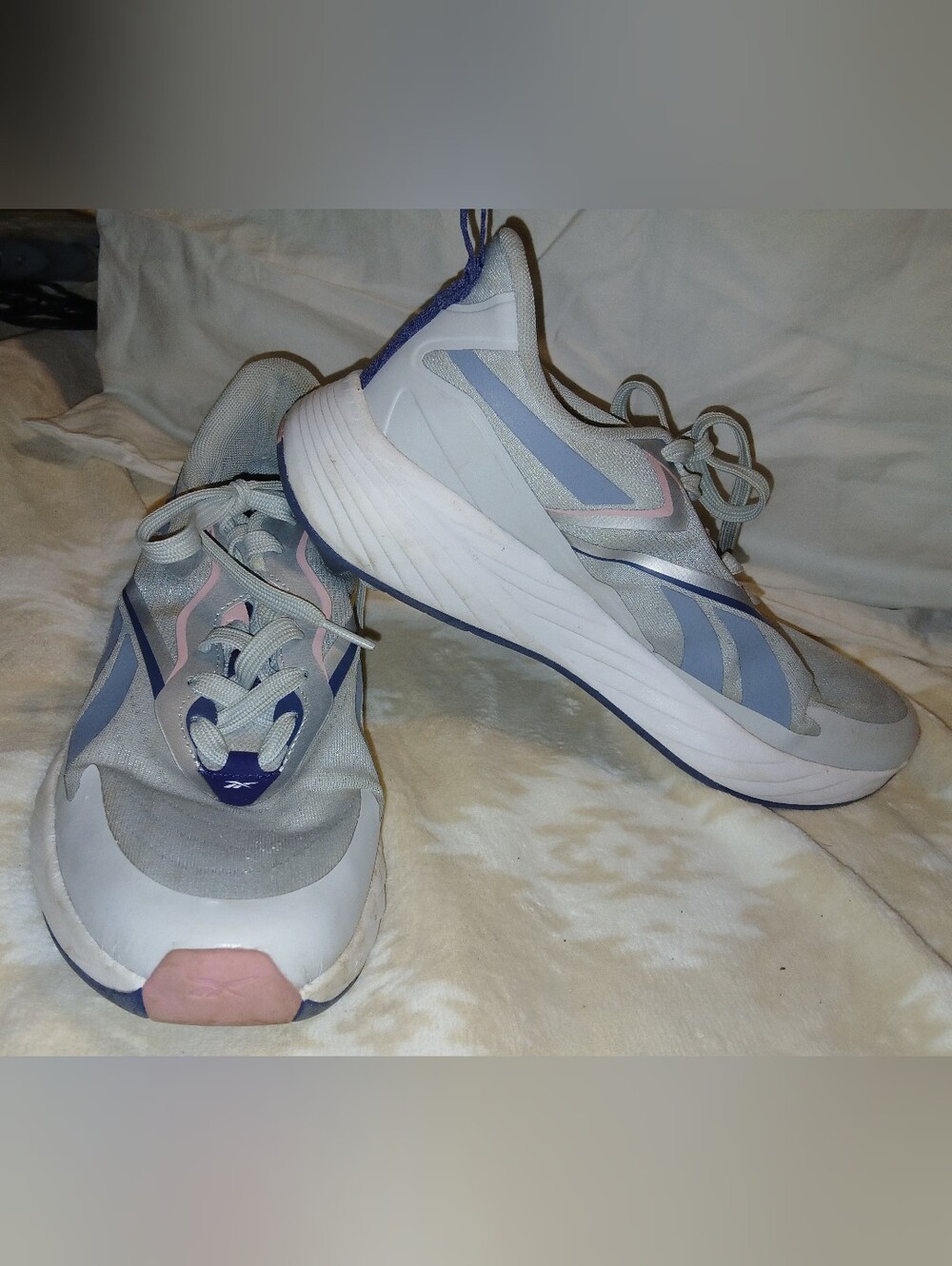Reebok Verse Women's Size 11  Running Shoes